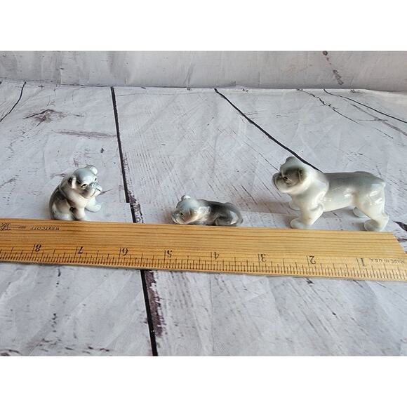 Vintage Miniature English Bull Dog Figurines Set Of 3 Porcelain Japan - Picture 5 of 8